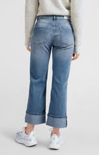 Load image into Gallery viewer, YAYA Rolled Hem Jeans