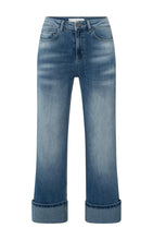 Load image into Gallery viewer, YAYA Rolled Hem Jeans