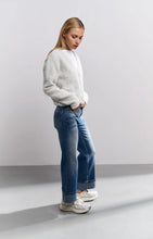 Load image into Gallery viewer, YAYA Rolled Hem Jeans