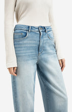 Load image into Gallery viewer, YAYA High Waisted Barrel Jeans