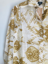 Load image into Gallery viewer, Terre Rouge Fine Cotton Shirt
