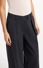 Load image into Gallery viewer, YAYA Woven Wide Leg Trousers
