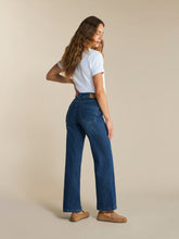 Load image into Gallery viewer, Red Button ‘Colette’ Jeans Dark Blue
