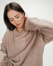 Load image into Gallery viewer, Grace and Mila ‘Amore’ Crew Neck Jumper
