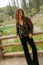 Load image into Gallery viewer, Traffic People ‘Ceeci’ Black Velvet Trousers
