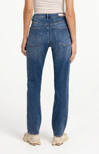 Load image into Gallery viewer, YAYA Straight Slim Leg Jeans (L32)
