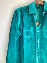 Load image into Gallery viewer, Terre Rouge Fine Cotton Shirt
