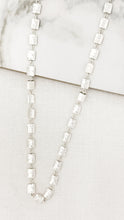Load image into Gallery viewer, Envy Long Square Link Necklace
