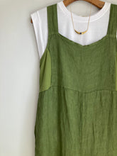 Load image into Gallery viewer, Linen Dungarees
