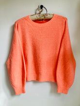 Load image into Gallery viewer, Alpaca Blend Boxy Jumper
