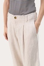 Load image into Gallery viewer, Part Two ‘Nettas’ Barrel Leg Linen Trousers
