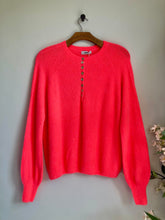 Load image into Gallery viewer, Alpaca Blend Button Jumper
