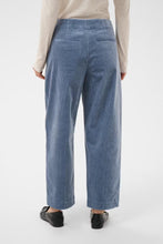 Load image into Gallery viewer, Part Two ‘Netta’ Corduroy Trousers
