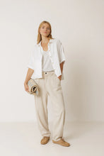 Load image into Gallery viewer, Indi and Cold Boxy Linen Shirt
