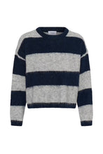 Load image into Gallery viewer, Saint Tropez ‘Tayzie’ Strip Jumper
