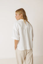 Load image into Gallery viewer, Indi and Cold Boxy Linen Shirt
