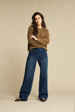 Load image into Gallery viewer, Red Button ‘Claudette’ Denims
