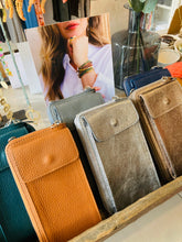 Load image into Gallery viewer, Leather Phone Purse
