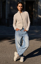 Load image into Gallery viewer, YAYA High Waisted Barrel Jeans
