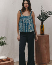 Load image into Gallery viewer, Grace and Mila ‘Kabuki’ Top Navy
