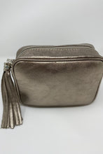 Load image into Gallery viewer, Bronze Leather Camera Bag
